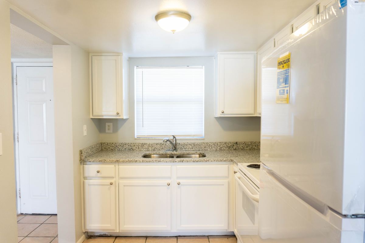 1 bedroom apartment interior